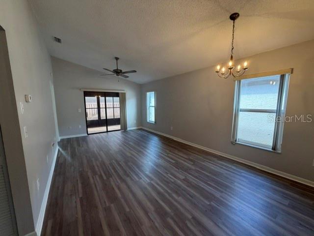 6615 CROSSBOW LN — photo 7