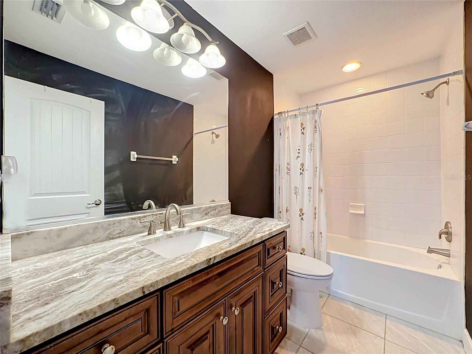 812 33RD ST W — photo 25