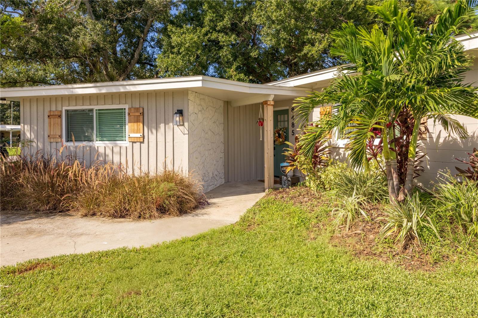 8485 PELICAN LN — photo 2