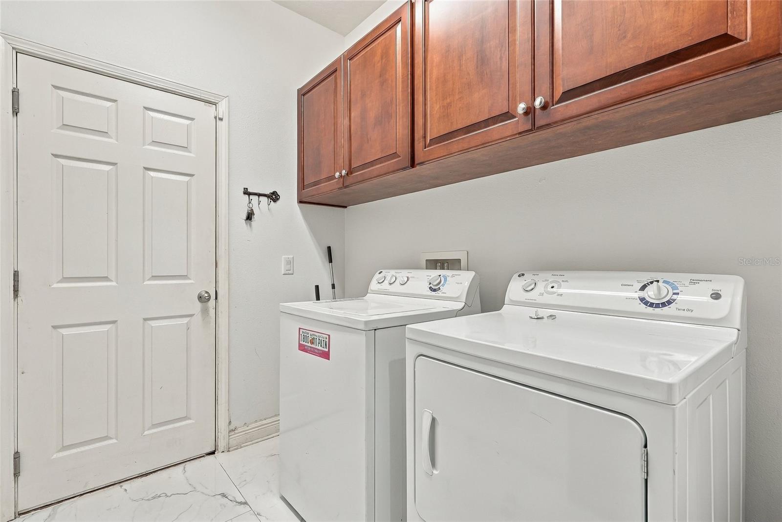 3004 MAPLE SHADE PL — photo 37