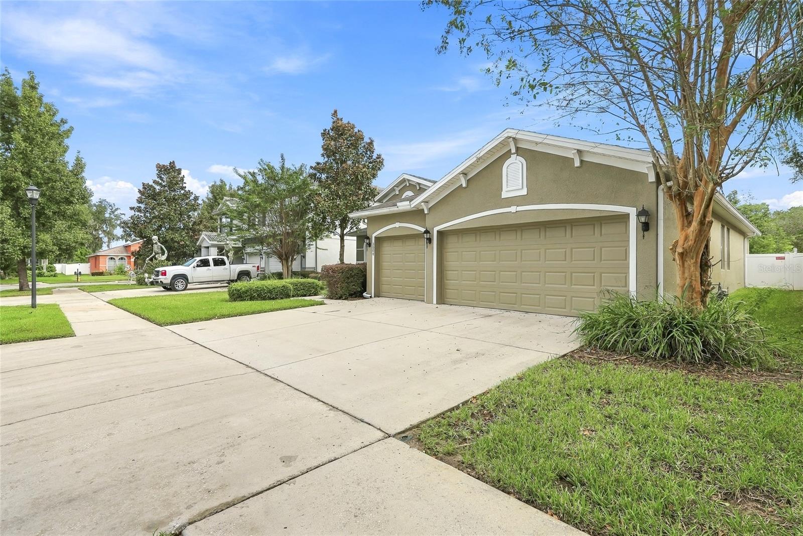 3004 MAPLE SHADE PL — photo 47