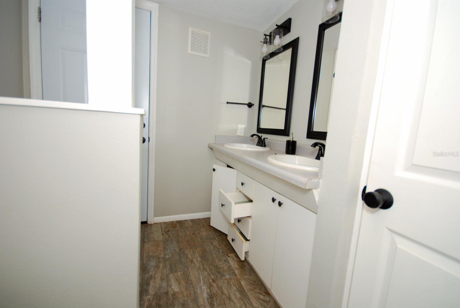 13022 E WHEELER RD — photo 27