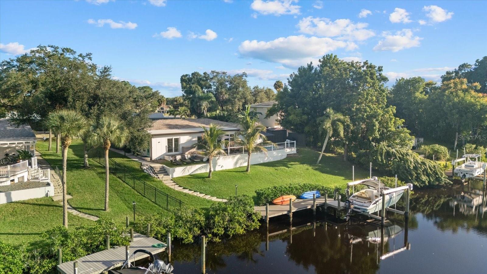 481 MAGELLAN DR — photo 4
