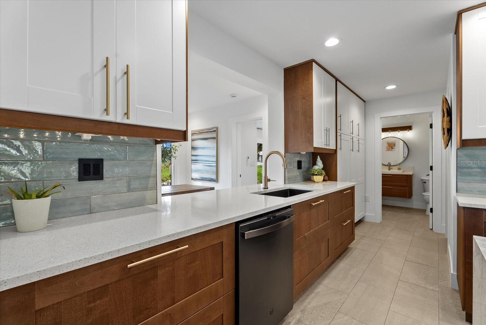 481 MAGELLAN DR — photo 26