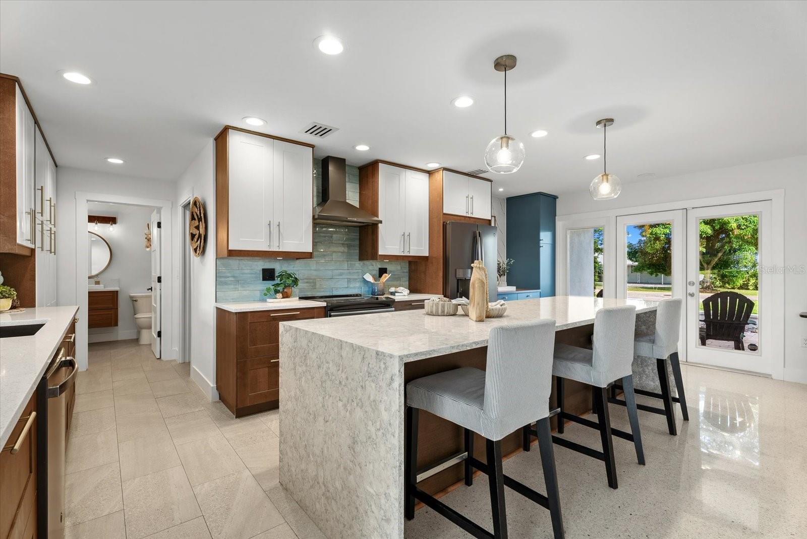 481 MAGELLAN DR — photo 5