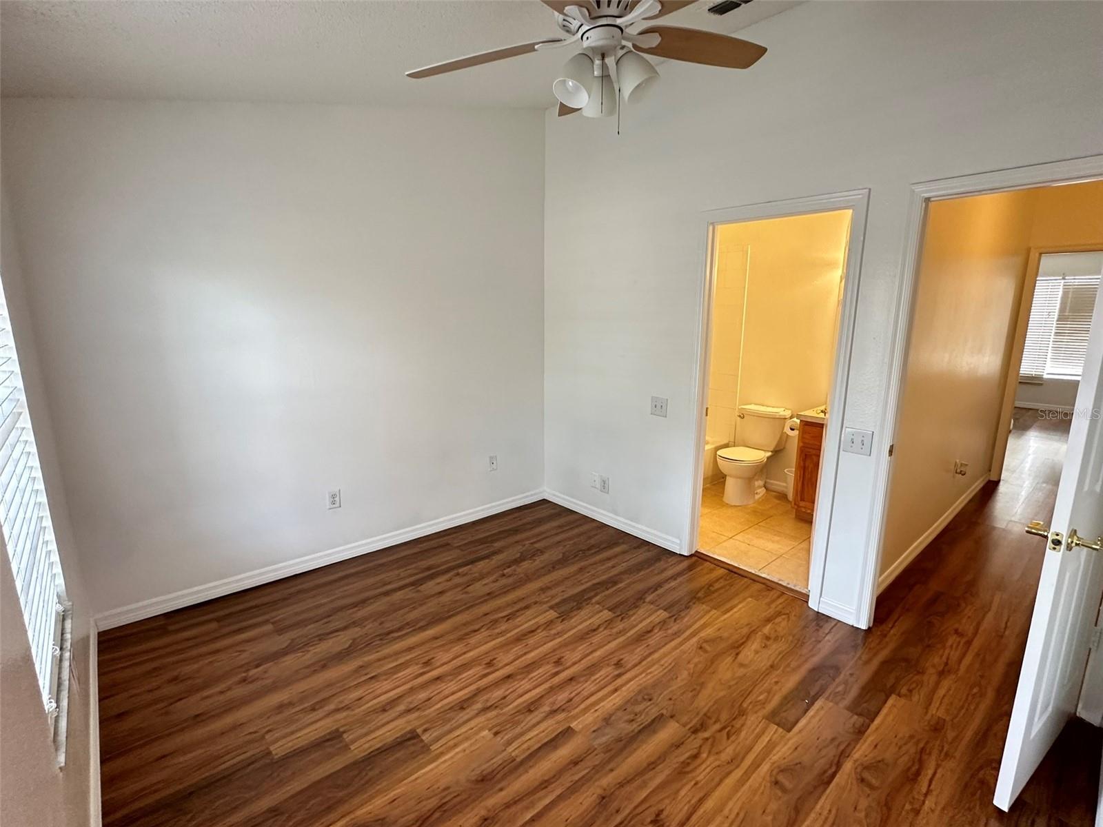 1317 COSTA MESA DR — photo 11