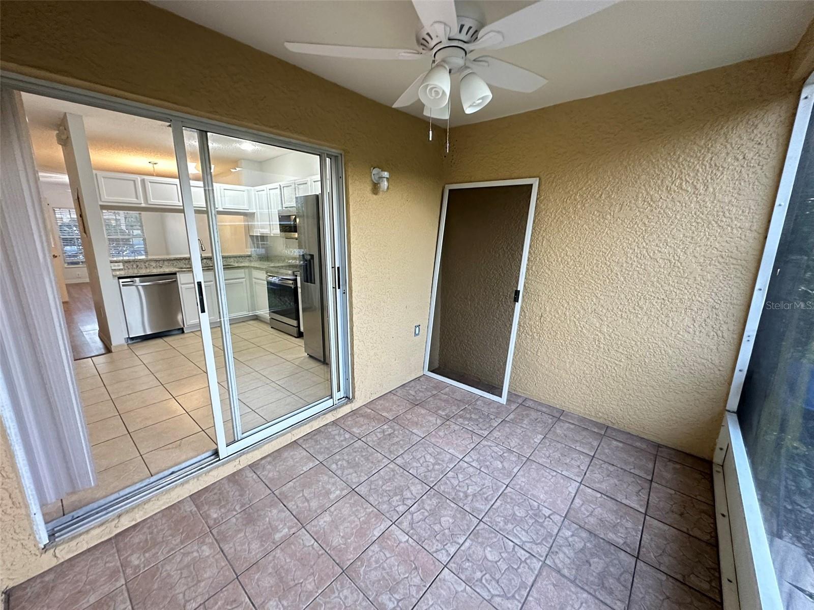 1317 COSTA MESA DR — photo 8