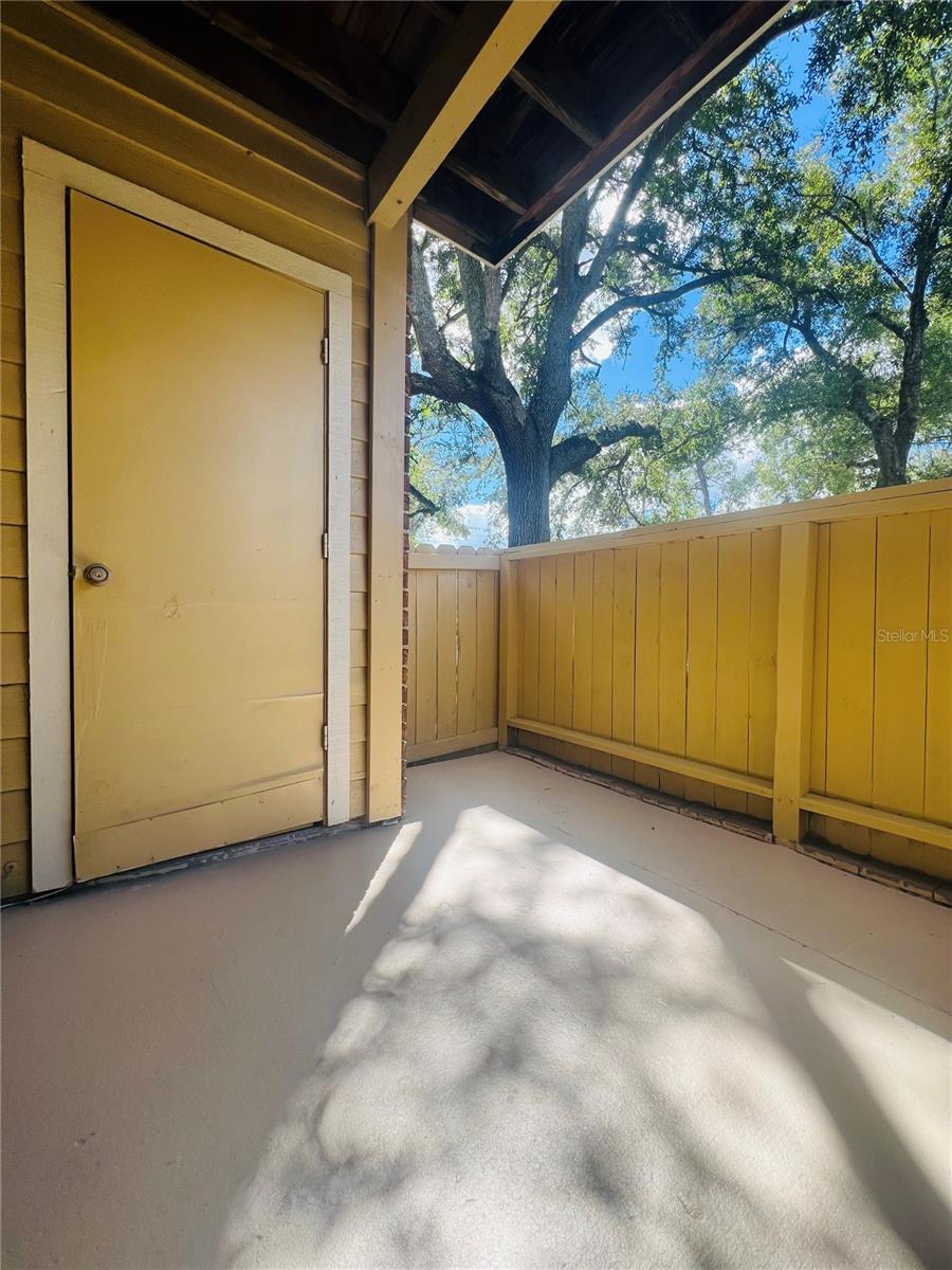 8609 MALLARD RESERVE DR #102 — photo 10