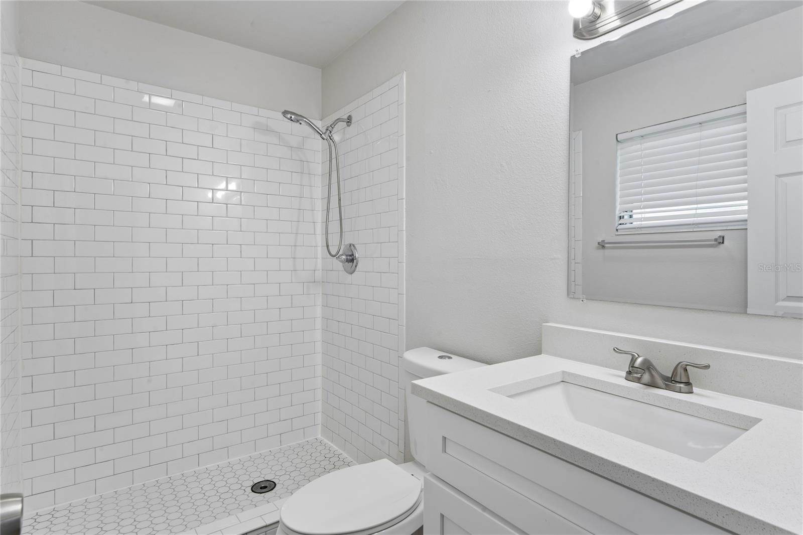 4810 WYNWOOD DR — photo 15