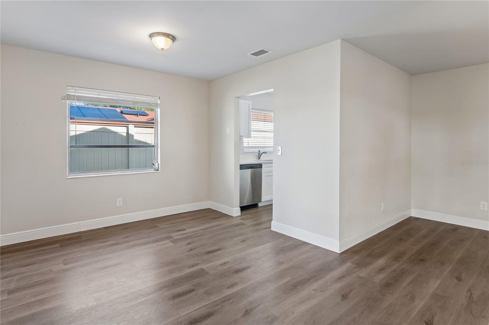 4810 WYNWOOD DR — photo 9