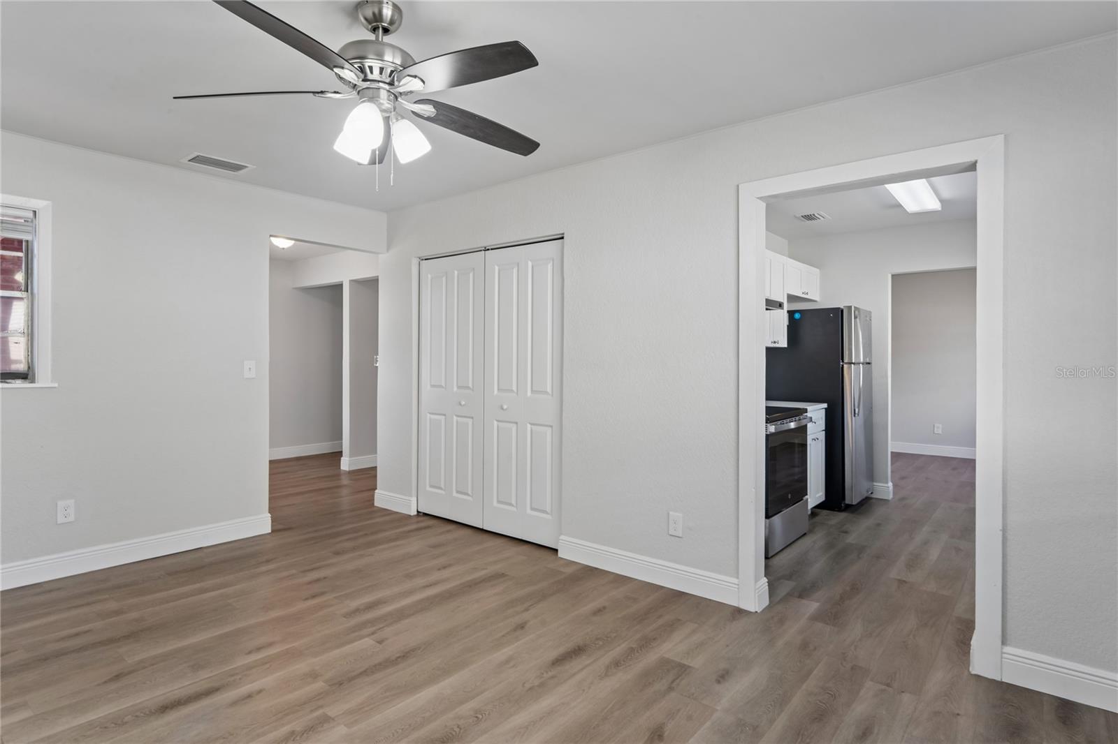 4810 WYNWOOD DR — photo 11