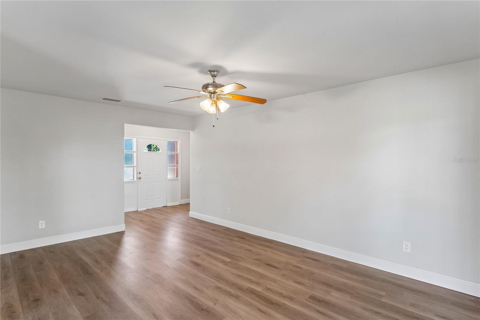 4810 WYNWOOD DR — photo 5