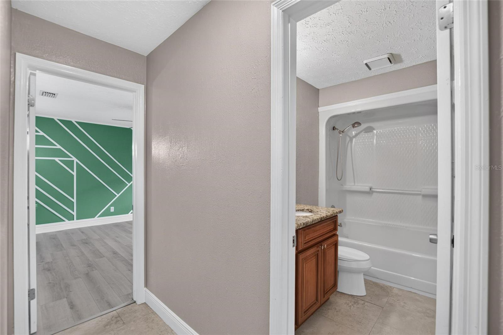 3122 RESEDA CT — photo 39