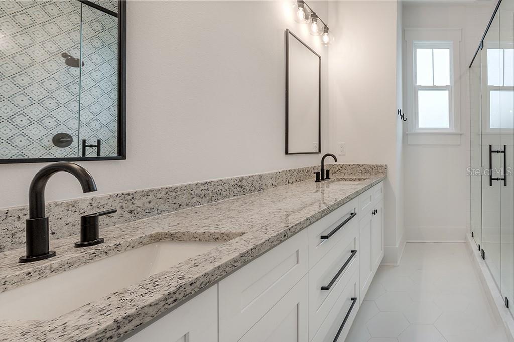 904 E OSBORNE AVE #1 — photo 33