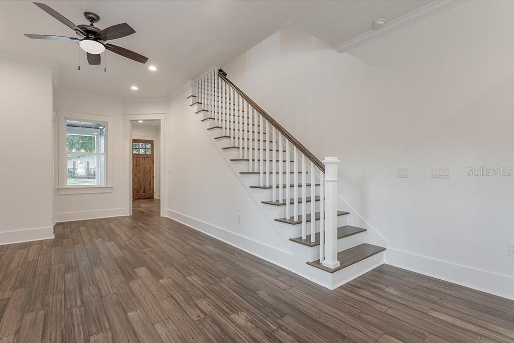 904 E OSBORNE AVE #1 — photo 18