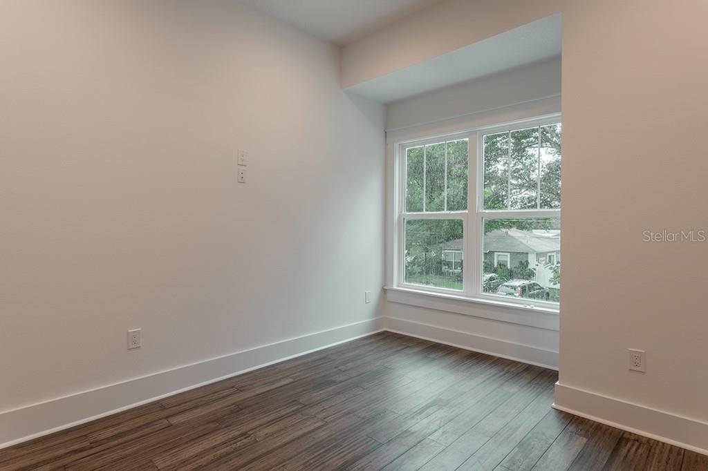 904 E OSBORNE AVE #1 — photo 24