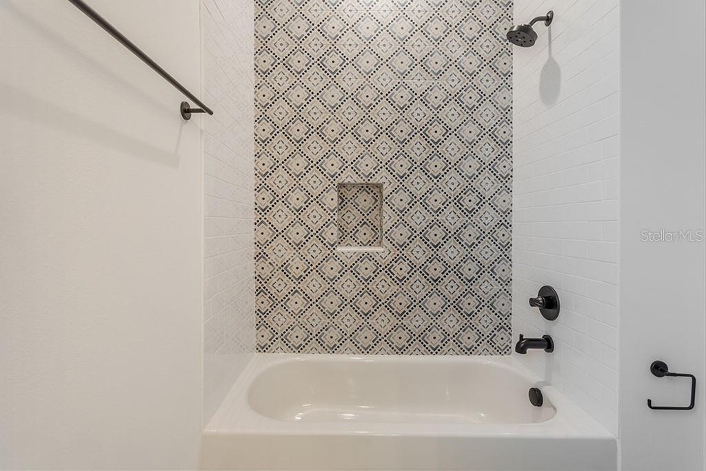 904 E OSBORNE AVE #1 — photo 28