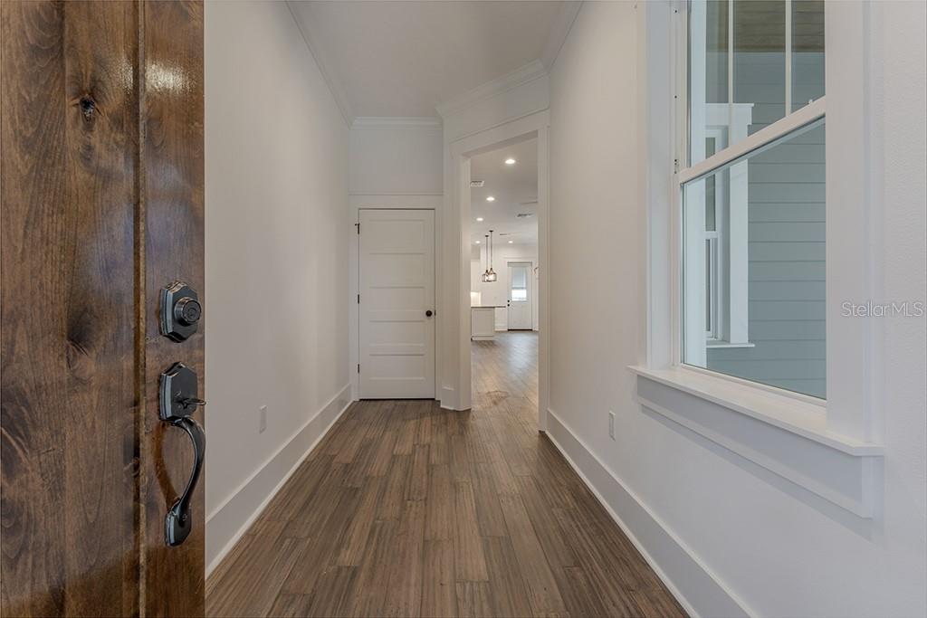 904 E OSBORNE AVE #1 — photo 5