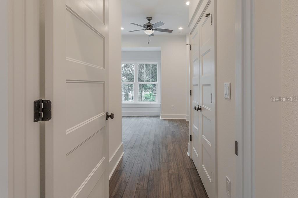 904 E OSBORNE AVE #1 — photo 23