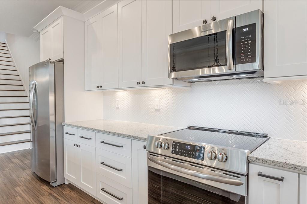 904 E OSBORNE AVE #1 — photo 15