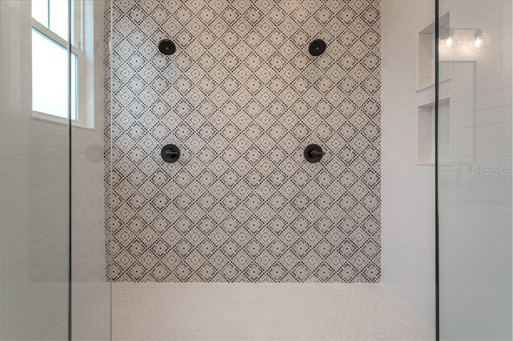 904 E OSBORNE AVE #1 — photo 35