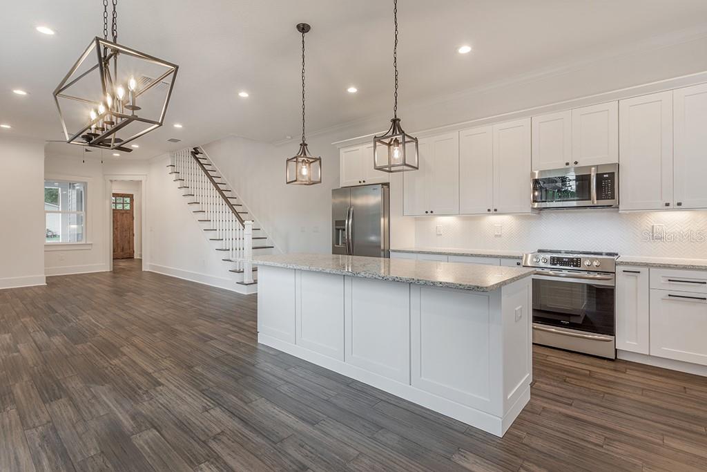904 E OSBORNE AVE #1 — photo 12