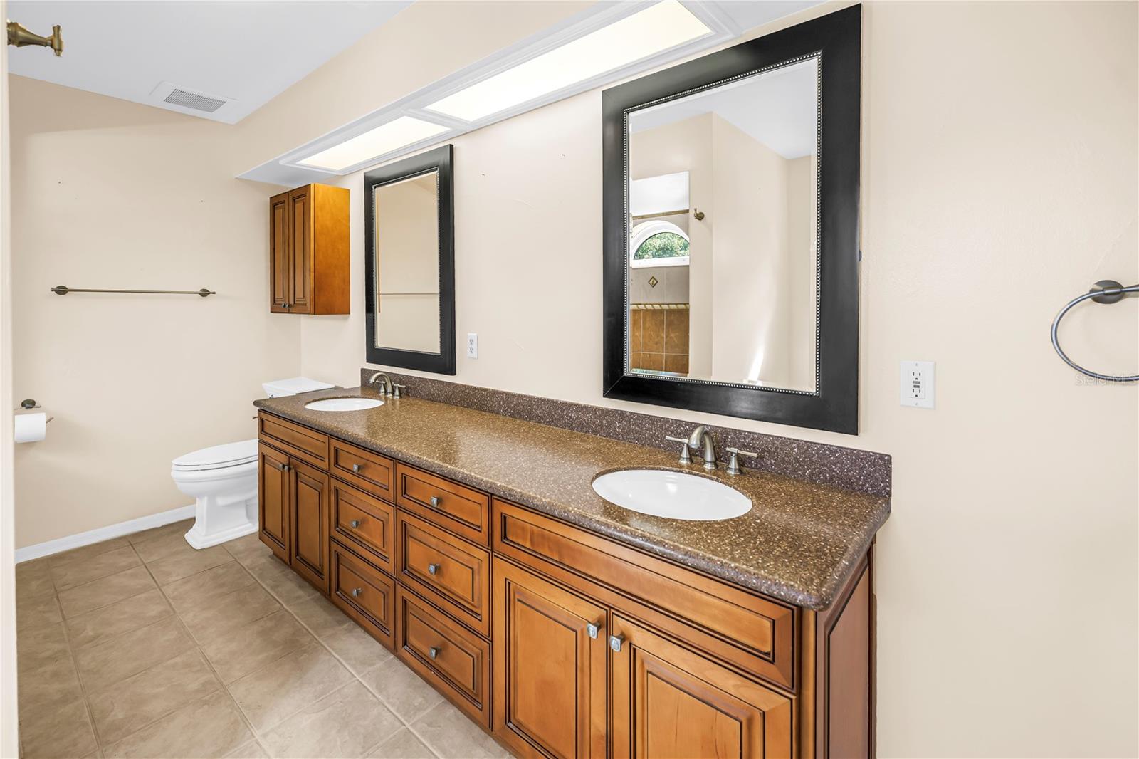 13000 FARMINGTON TRL — photo 12