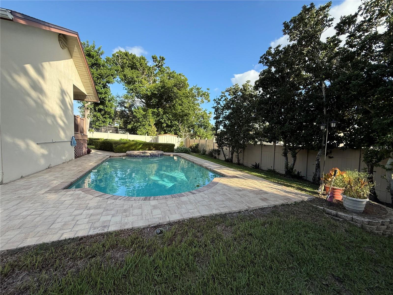 13000 FARMINGTON TRL — photo 23