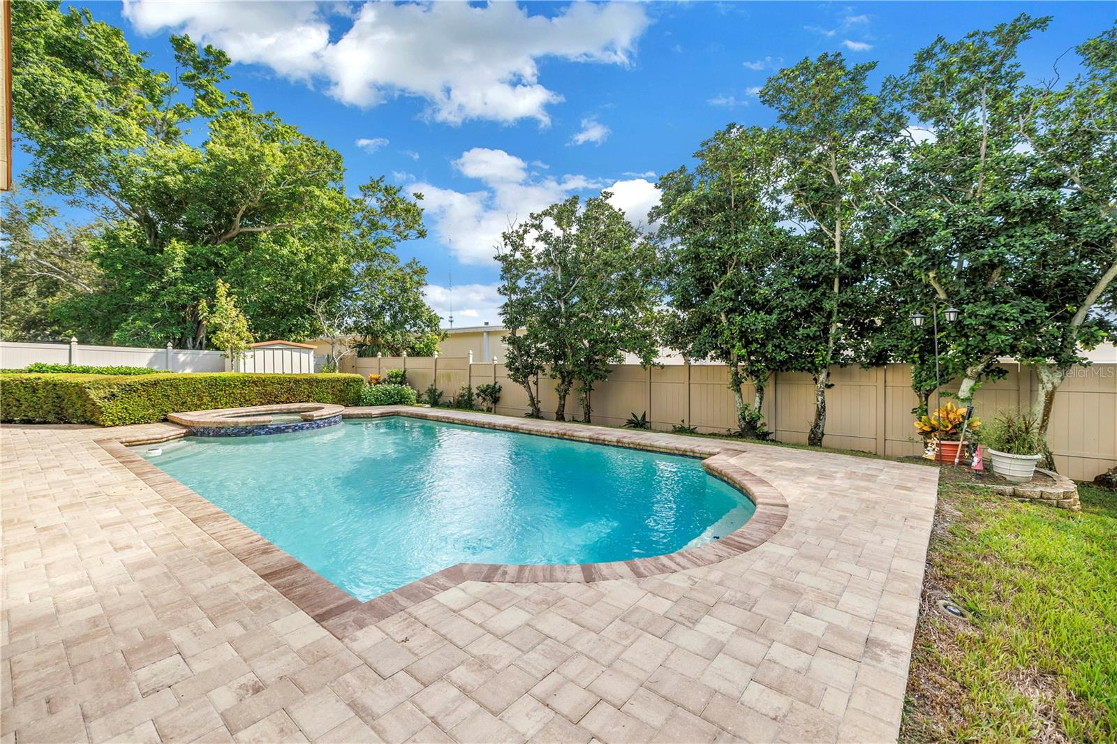13000 FARMINGTON TRL — photo 21