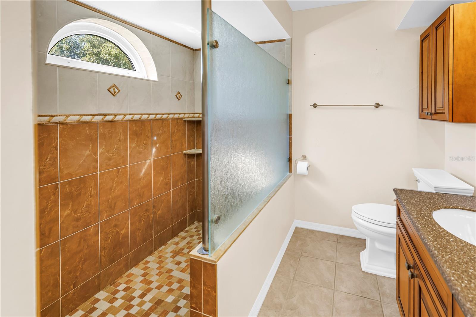 13000 FARMINGTON TRL — photo 13