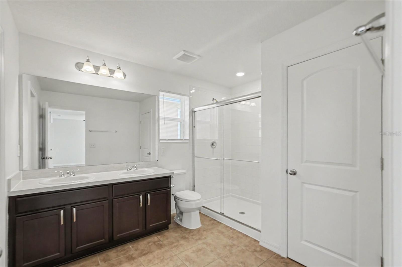 10420 LAGUNA PLAINS DR — photo 11
