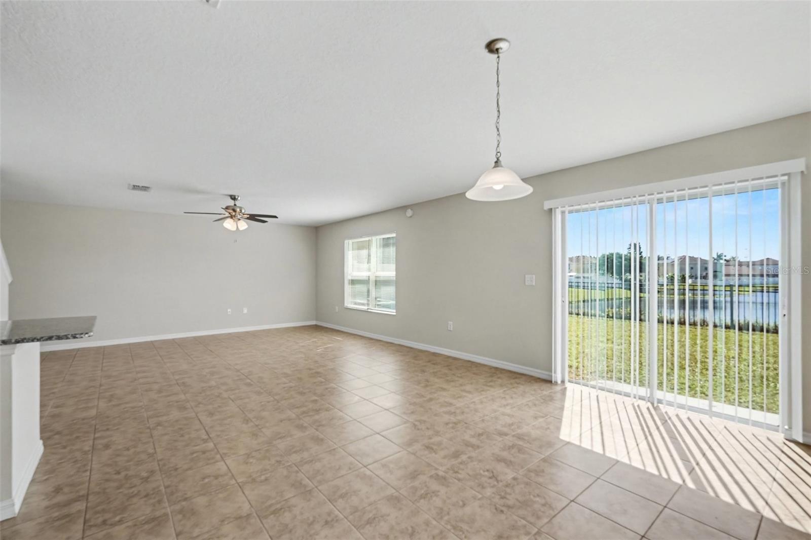 10420 LAGUNA PLAINS DR — photo 3
