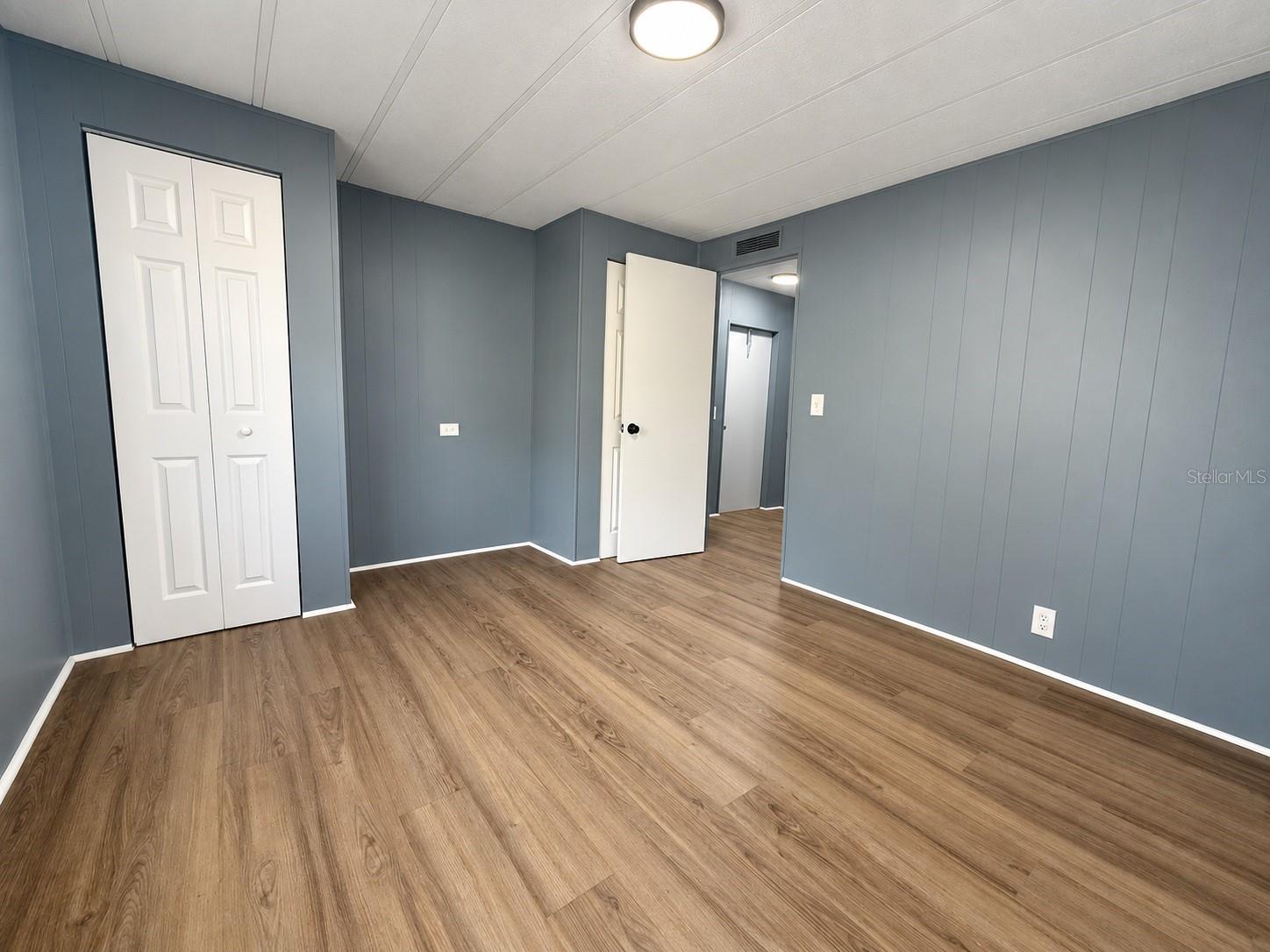 5640 VAN DOREN AVE — photo 5