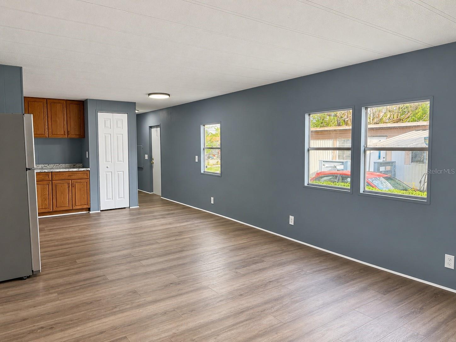 5640 VAN DOREN AVE — photo 2