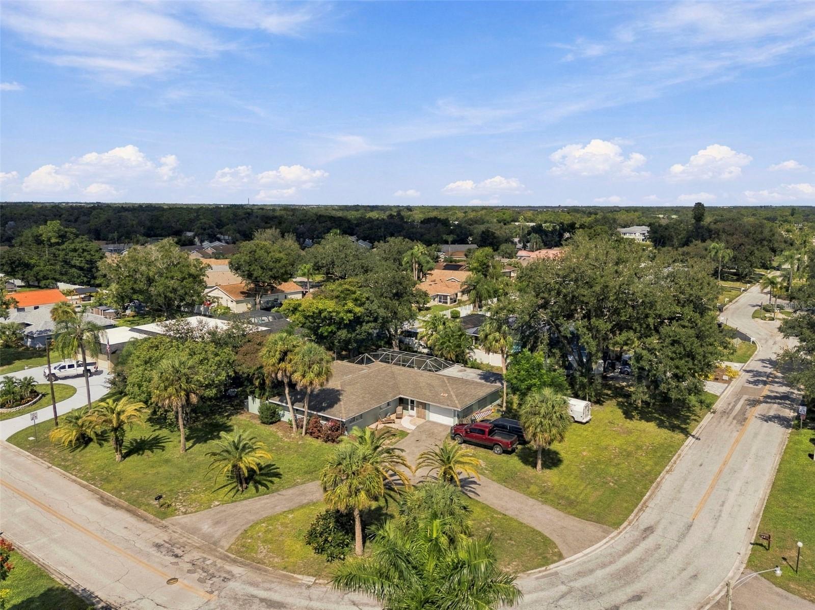 5105 W COUNTRY CLUB DR — photo 56
