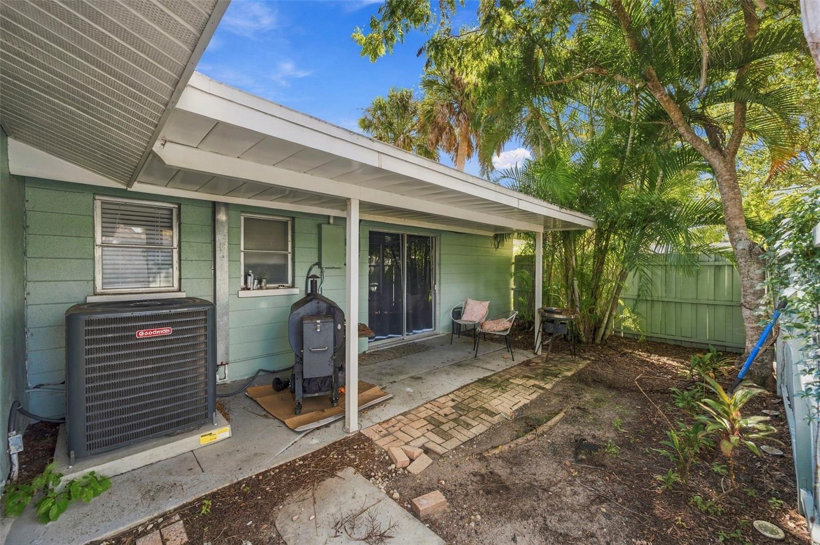 5105 W COUNTRY CLUB DR — photo 53
