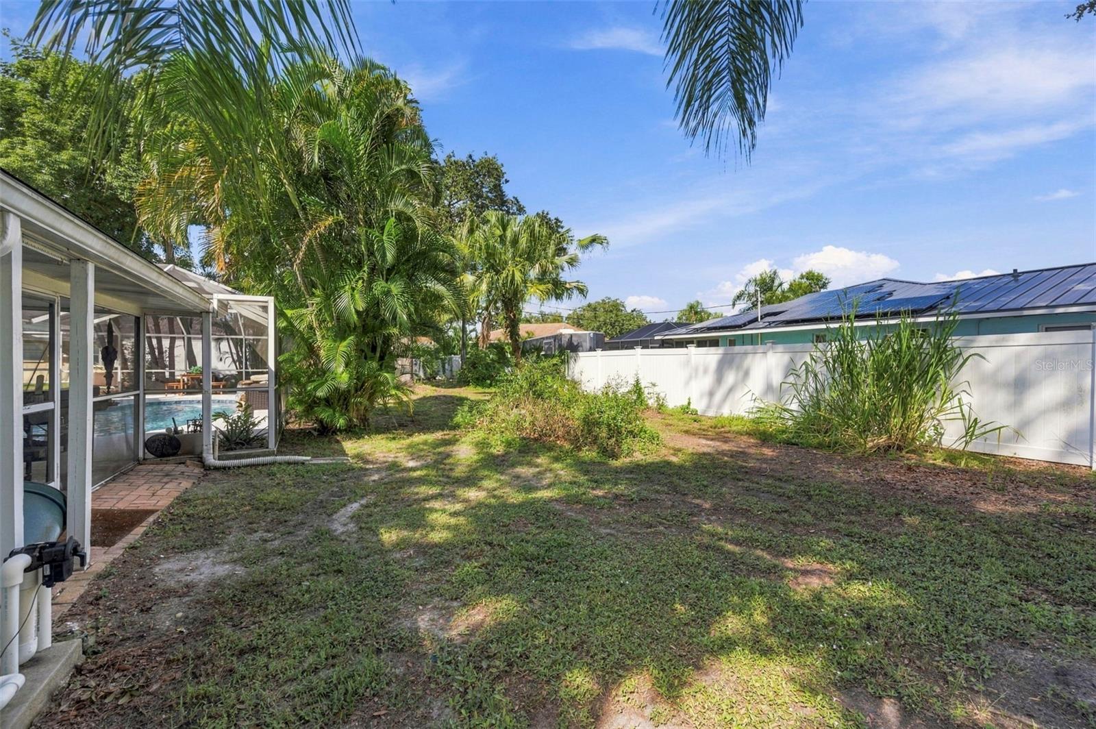 5105 W COUNTRY CLUB DR — photo 49