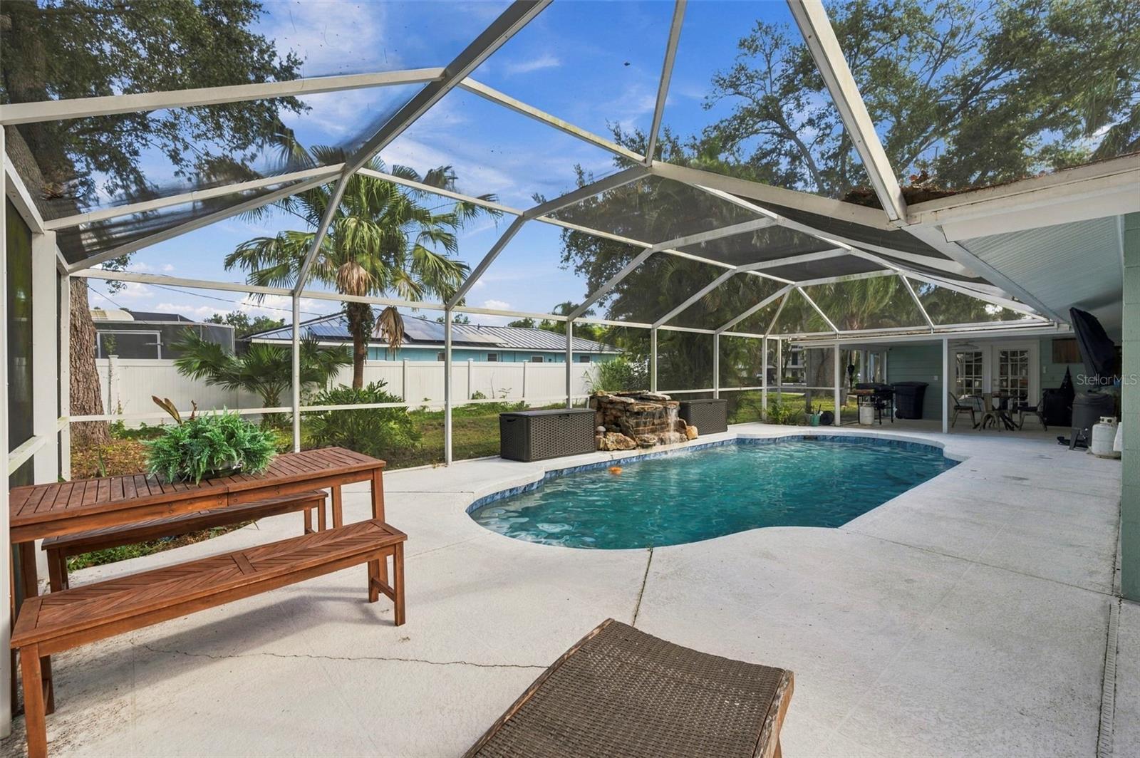 5105 W COUNTRY CLUB DR — photo 48