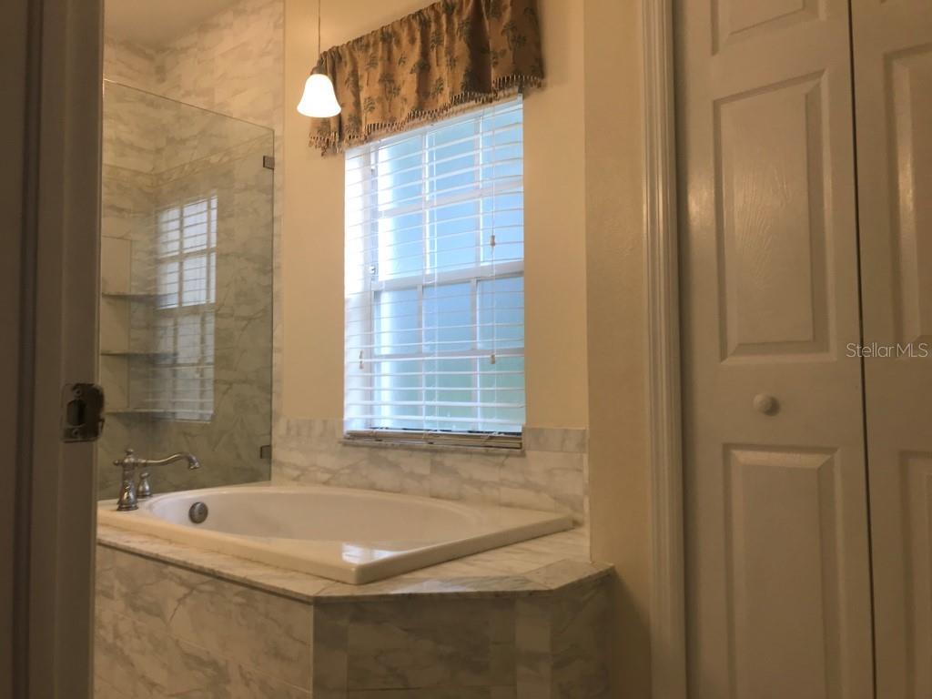 10409 MULLIGAN CT — photo 25
