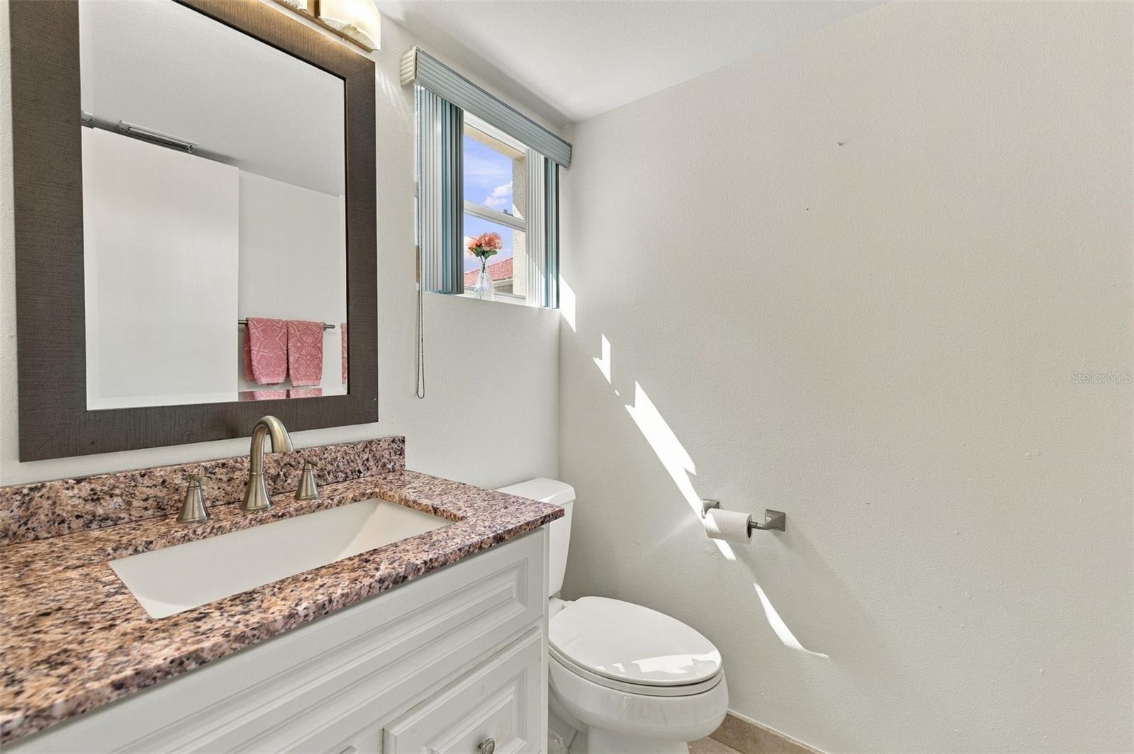 6101 MIRADA CIR — photo 13