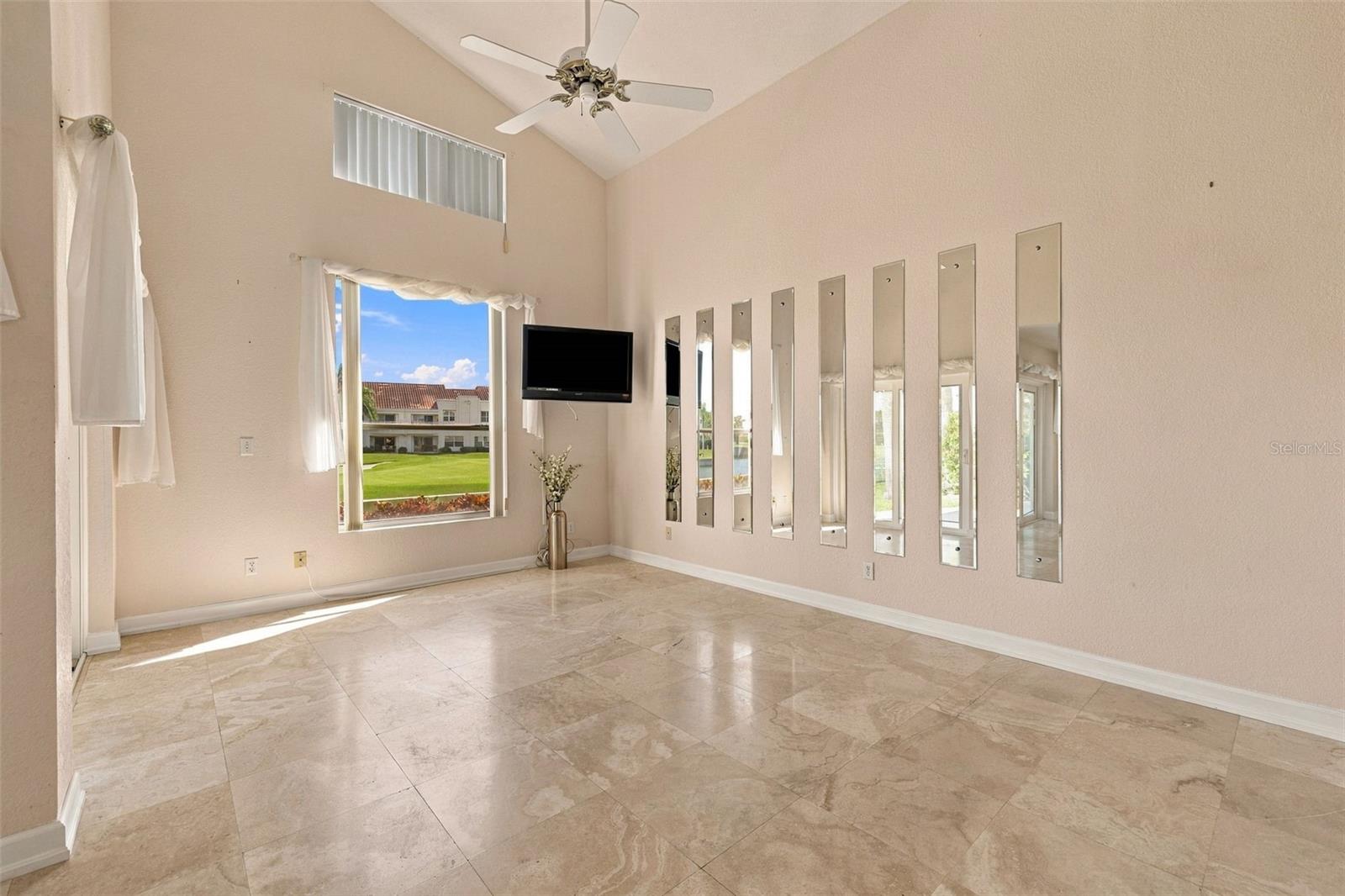 6101 MIRADA CIR — photo 10