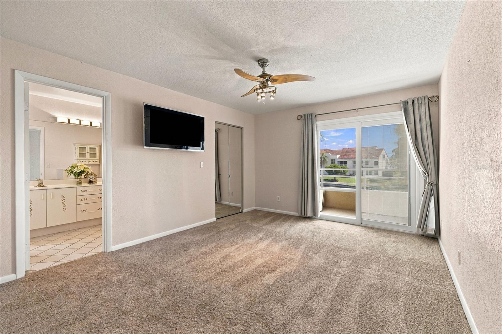 6101 MIRADA CIR — photo 15