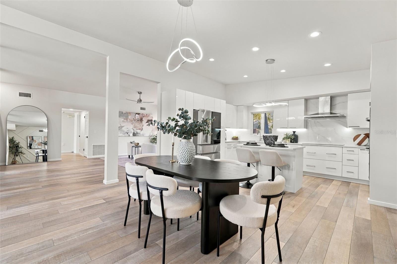 528 KEY ROYALE DR — photo 10