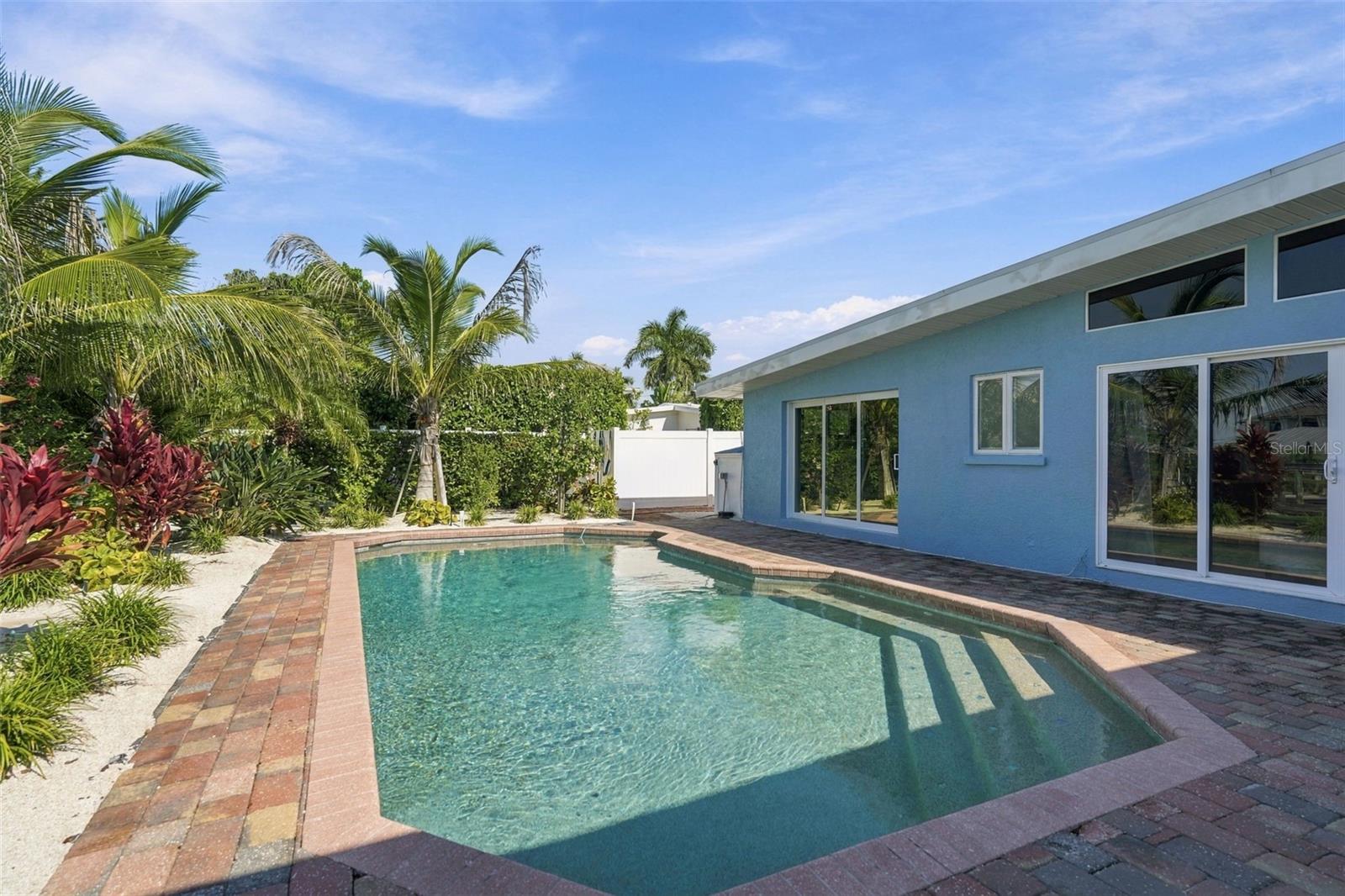 528 KEY ROYALE DR — photo 75
