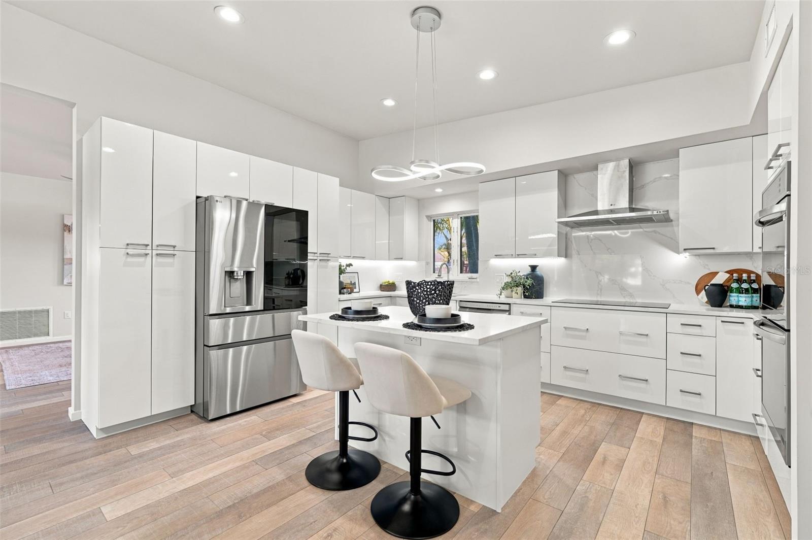 528 KEY ROYALE DR — photo 12
