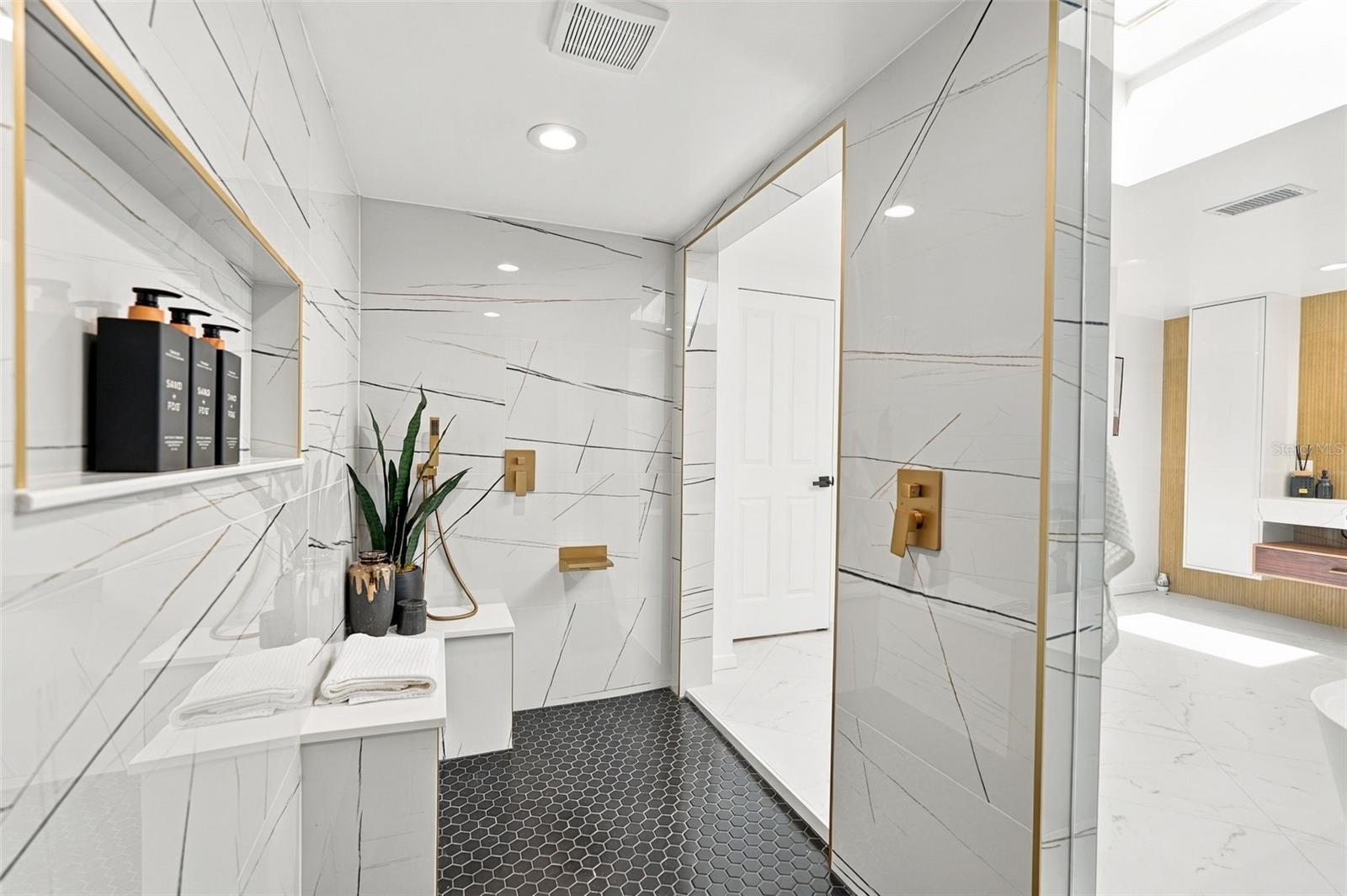 528 KEY ROYALE DR — photo 37