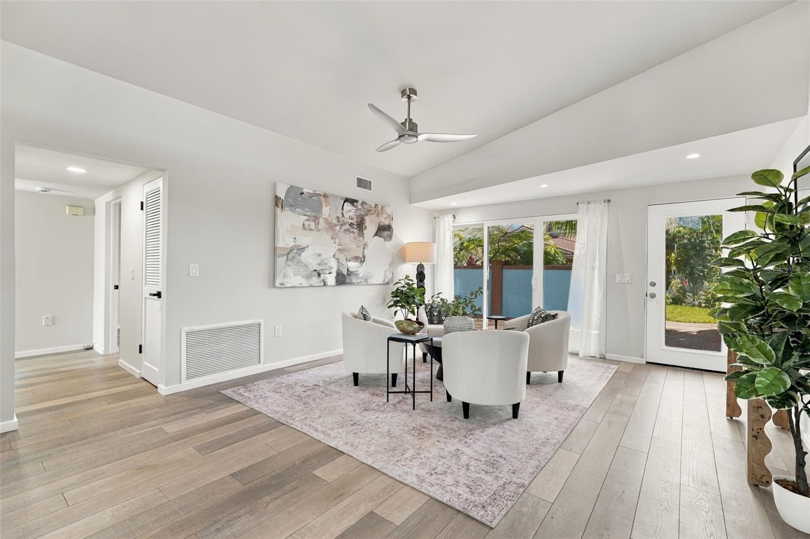 528 KEY ROYALE DR — photo 7