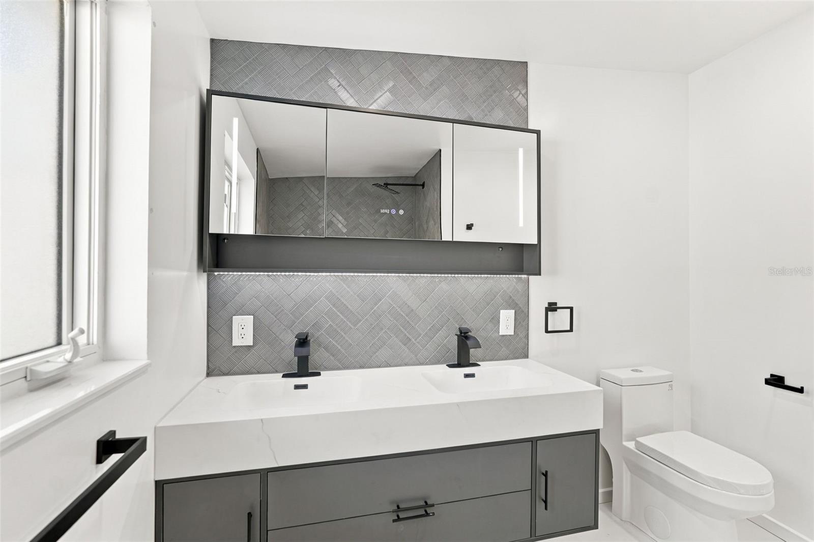 528 KEY ROYALE DR — photo 44