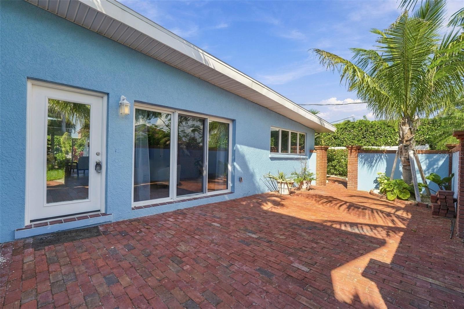 528 KEY ROYALE DR — photo 59