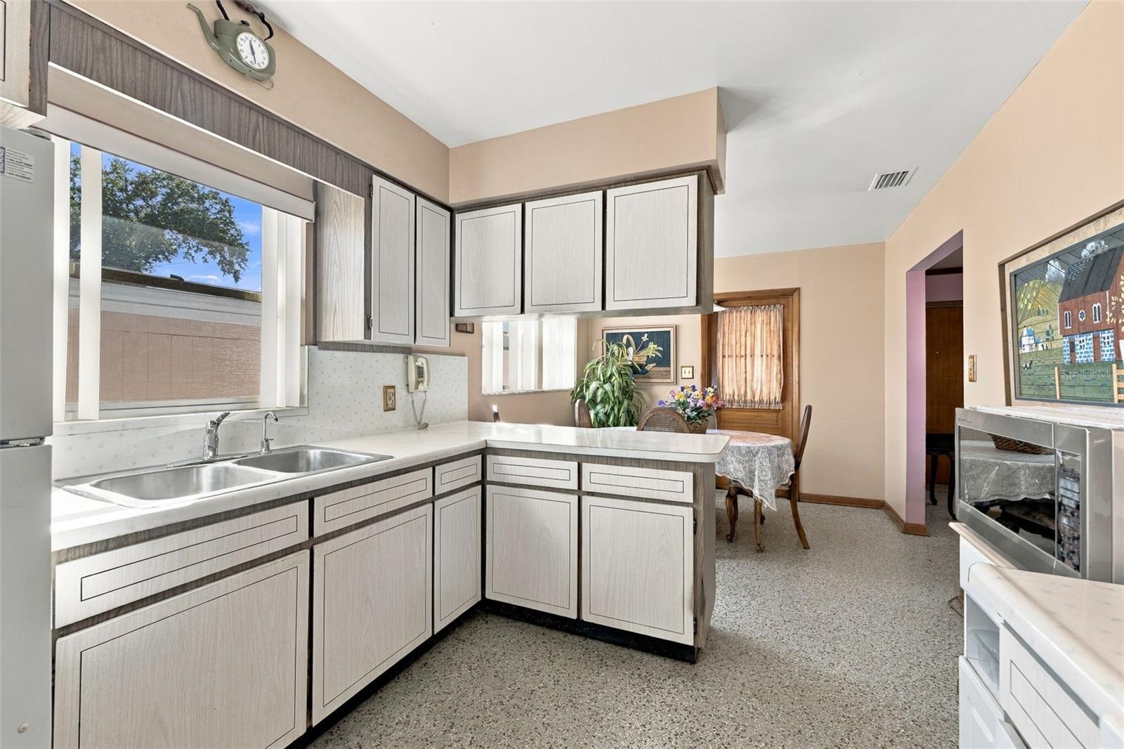 3409 W BRADDOCK ST — photo 14